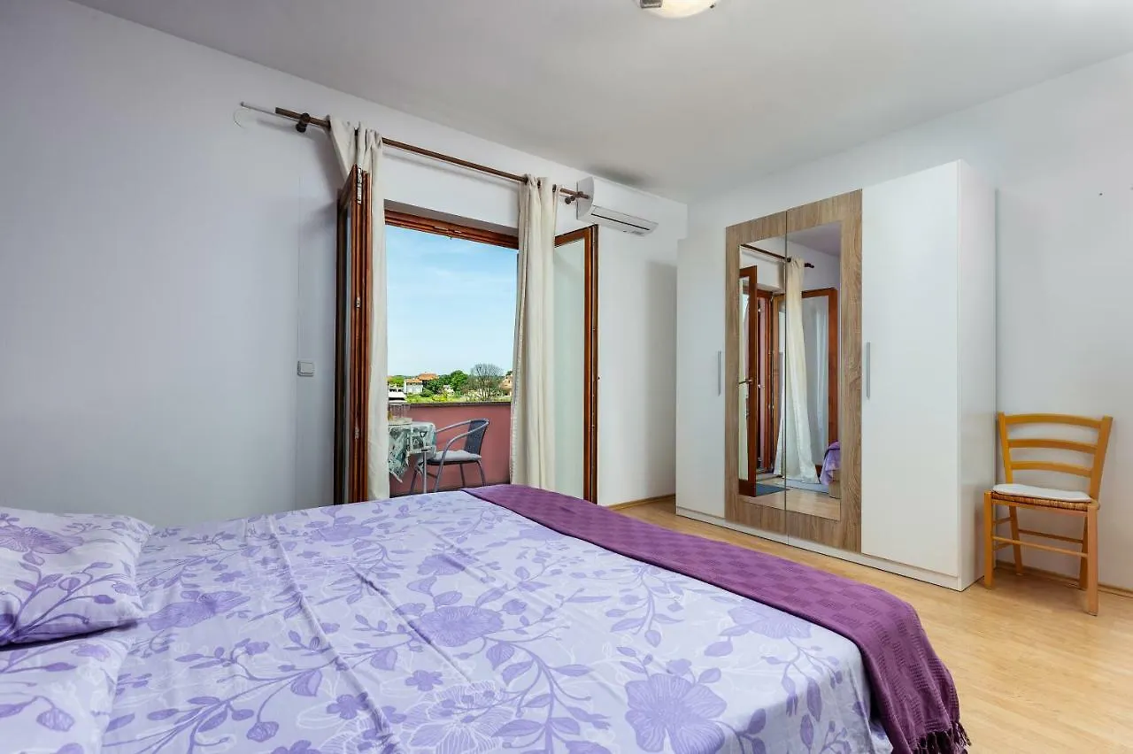 Sunny Apartment Valbandon Fažana