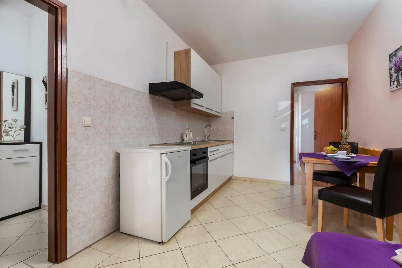 Sunny Apartment Valbandon Fažana