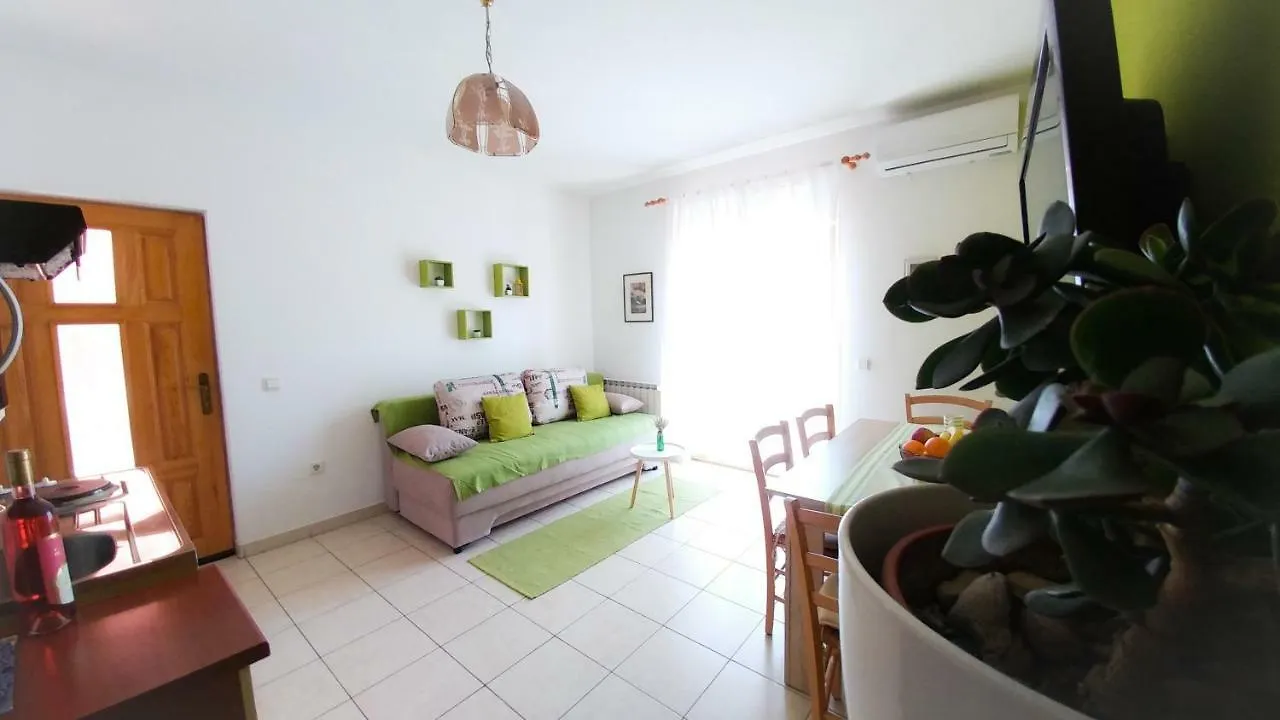 Sunny Apartment Valbandon 法扎纳 克罗地亚