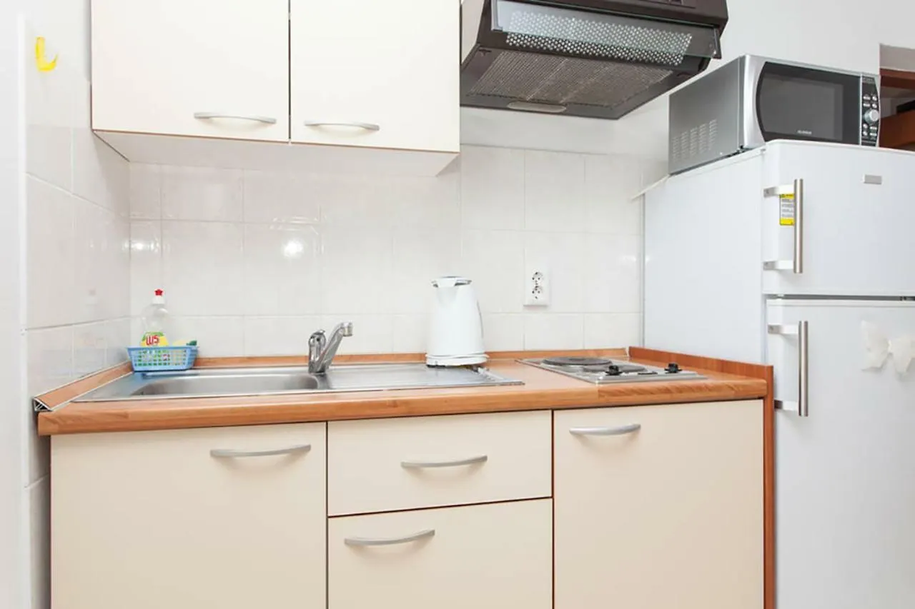 Sunny Apartment Valbandon Fazana 0*,  Croatia